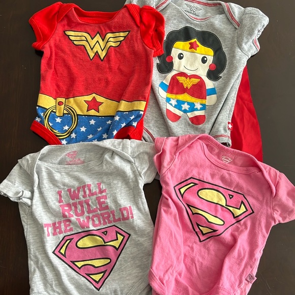 WonderWoman bundle - Picture 1 of 6
